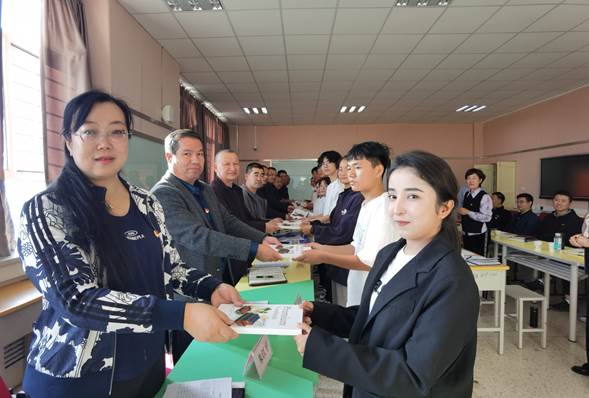 说明: E:\航空学院文件\报告与讨教\2023年度\（2023.10.11）后勤效劳中心结对共建\照片\IMG_20231011_172331.jpg