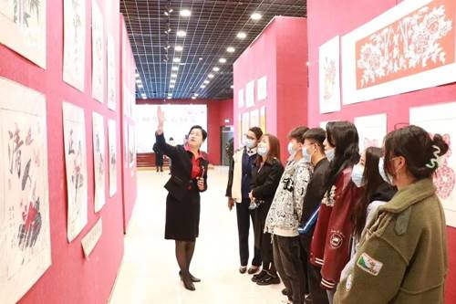 说明: http://vsb.cjc.edu.cn/_vsl/B28182913A93A1C5A14F5842BC7732E6/431C064F/1C3A1